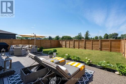 60 Kensington Street, Welland, ON - Outdoor With Backyard