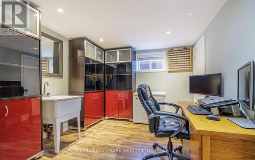 121 West 23Rd Street, Hamilton, ON - Indoor Photo Showing Office