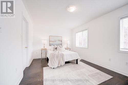 83 Blue Sky Trail, Hamilton, ON - Indoor Photo Showing Bedroom