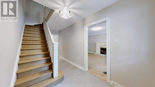 137 Lawrence Avenue E, Toronto, ON - Indoor Photo Showing Other Room