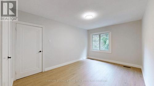 137 Lawrence Avenue E, Toronto, ON - Indoor Photo Showing Other Room