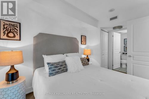 1214 - 18 Yonge Street, Toronto, ON - Indoor Photo Showing Bedroom