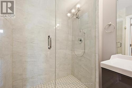 1A Ardell Avenue, Toronto (Oakridge), ON - Indoor Photo Showing Bathroom