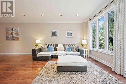 1A Ardell Avenue, Toronto (Oakridge), ON - Indoor Photo Showing Living Room