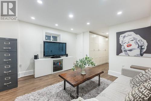 334 Riverdale Avenue, Toronto, ON - Indoor Photo Showing Living Room