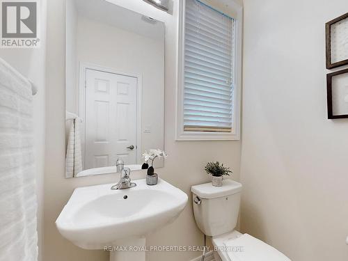 2433 Florentine Place, Pickering, ON - Indoor Photo Showing Bathroom