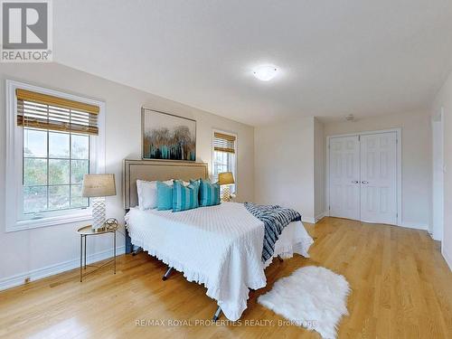 2433 Florentine Place, Pickering, ON - Indoor Photo Showing Bedroom