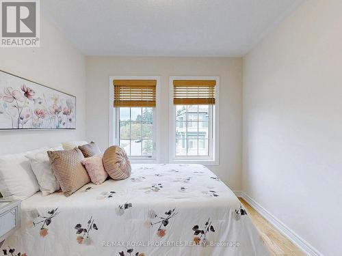 2433 Florentine Place, Pickering, ON - Indoor Photo Showing Bedroom