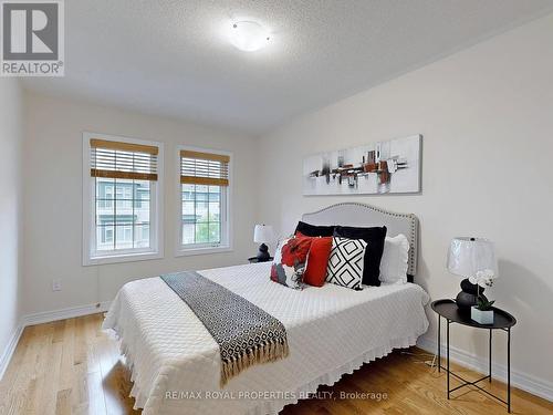 2433 Florentine Place, Pickering, ON - Indoor Photo Showing Bedroom