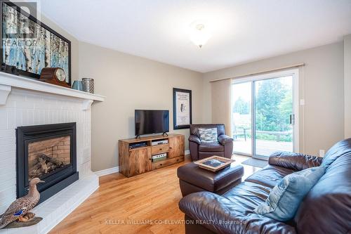 167 Luckport Crescent, Midland, ON - Indoor Photo Showing Living Room With Fireplace