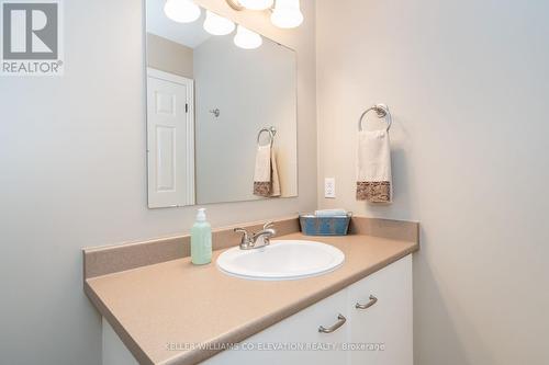 167 Luckport Crescent, Midland, ON - Indoor Photo Showing Bathroom