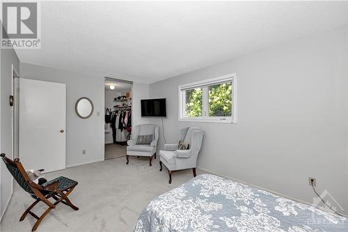 134 Shearer Crescent, Ottawa, ON - Indoor Photo Showing Bedroom