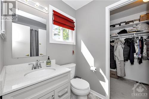 134 Shearer Crescent, Ottawa, ON - Indoor Photo Showing Bathroom