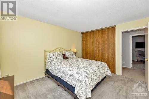 134 Shearer Crescent, Ottawa, ON - Indoor Photo Showing Bedroom