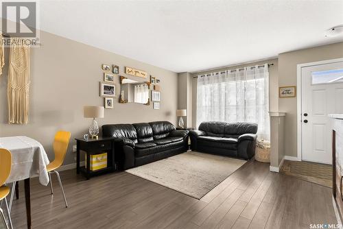 53 4850 Harbour Landing Drive, Regina, SK - Indoor Photo Showing Living Room