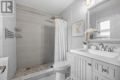 567 Roehampton Avenue, Toronto, ON - Indoor Photo Showing Bathroom