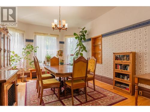 920 Edgewood  Avenue, Nelson, BC - Indoor Photo Showing Dining Room