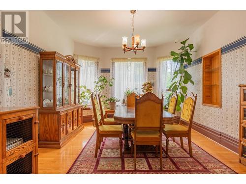 920 Edgewood  Avenue, Nelson, BC - Indoor Photo Showing Dining Room