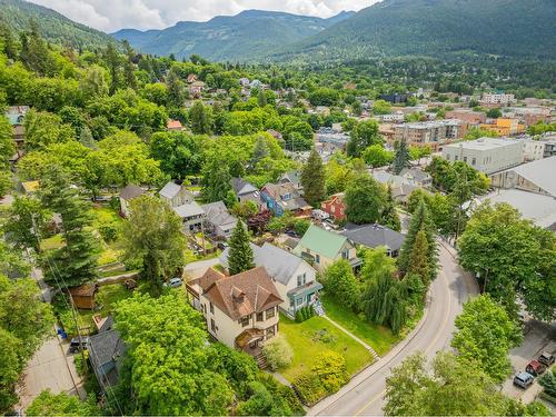 920 Edgewood Avenue, Nelson, BC - Outdoor With View