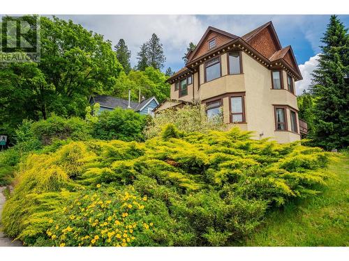 920 Edgewood  Avenue, Nelson, BC - Outdoor