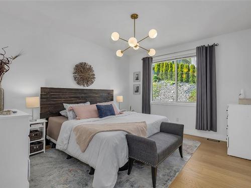 2402 Ryser Place, West Kelowna, BC - Indoor Photo Showing Bedroom