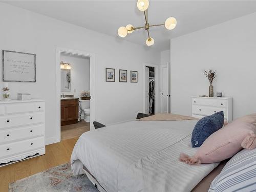 2402 Ryser Place, West Kelowna, BC - Indoor Photo Showing Bedroom