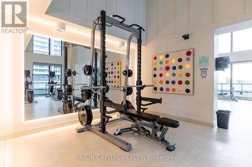 1613 - 85 Oneida Crescent, Richmond Hill, ON - Indoor Photo Showing Gym Room