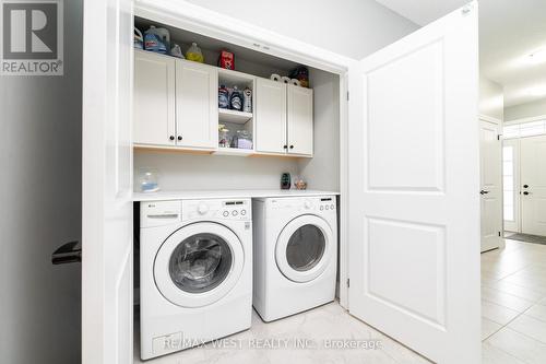 172 Hollybrook Trail, Kitchener, ON - Indoor Photo Showing Laundry Room