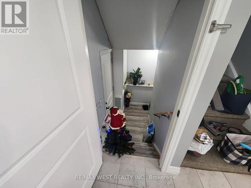 172 Hollybrook Trail, Kitchener, ON - Indoor Photo Showing Other Room