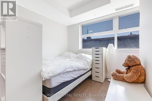 602 - 10 Willison Square, Toronto, ON - Indoor Photo Showing Bedroom