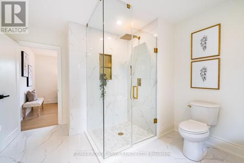 364 Holcan Avenue, Oshawa, ON - Indoor Photo Showing Bathroom