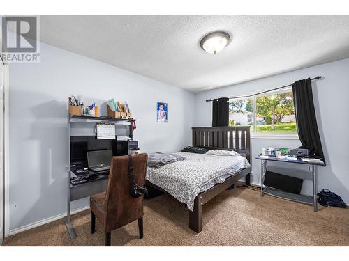 526 Battle Street W, Kamloops, BC - Indoor Photo Showing Bedroom