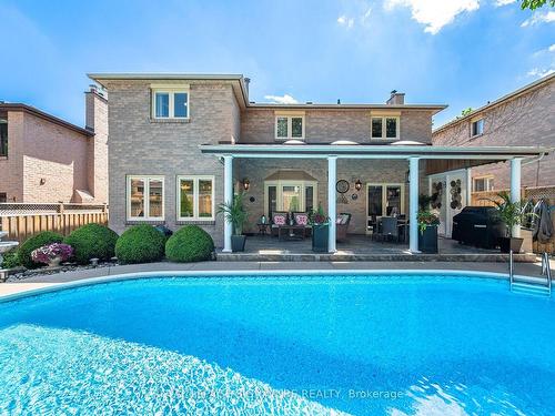 236 Nottingham Dr, Oakville, ON - Outdoor With In Ground Pool With Deck Patio Veranda