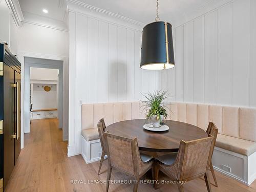 366 Simcoe St, Niagara-On-The-Lake, ON - Indoor Photo Showing Dining Room