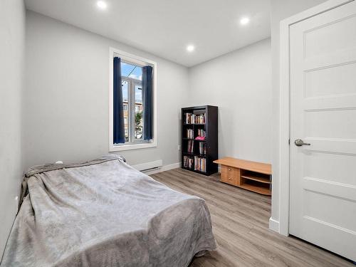 Chambre Ã Â coucher - 641  - 643 10E Avenue, Montréal (Lachine), QC - Indoor Photo Showing Bedroom