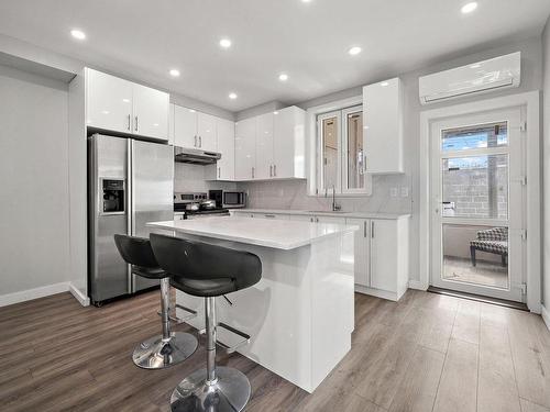 Kitchen - 641  - 643 10E Avenue, Montréal (Lachine), QC - Indoor Photo Showing Kitchen With Upgraded Kitchen