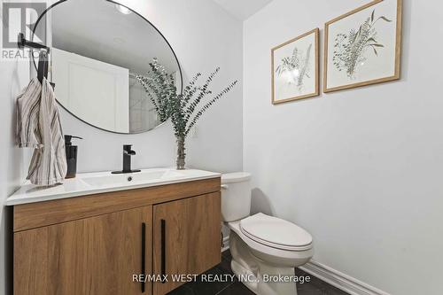 73 Dun Skipper Drive, Ottawa, ON - Indoor Photo Showing Bathroom