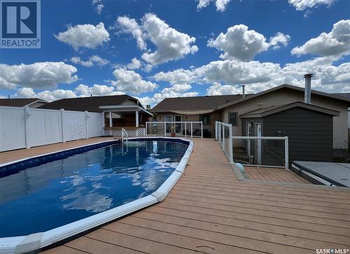 705 Sun Valley Drive, Estevan, SK - Outdoor