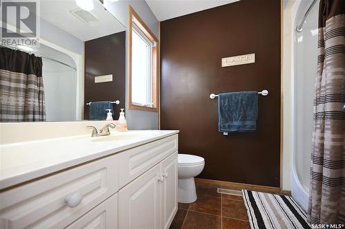 705 Sun Valley Drive, Estevan, SK - Indoor Photo Showing Bathroom