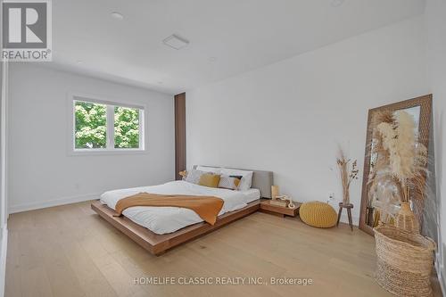 858 Danforth Road, Toronto, ON - Indoor Photo Showing Bedroom