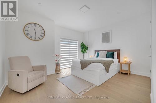 858 Danforth Road, Toronto, ON - Indoor Photo Showing Bedroom