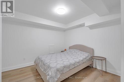 858 Danforth Road, Toronto, ON - Indoor Photo Showing Bedroom