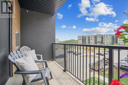 213 - 4 Spice Way, Barrie, ON - Outdoor With Balcony With Exterior