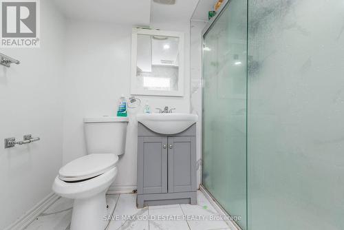 36 Lanyard Road, Toronto (Humbermede), ON - Indoor Photo Showing Bathroom