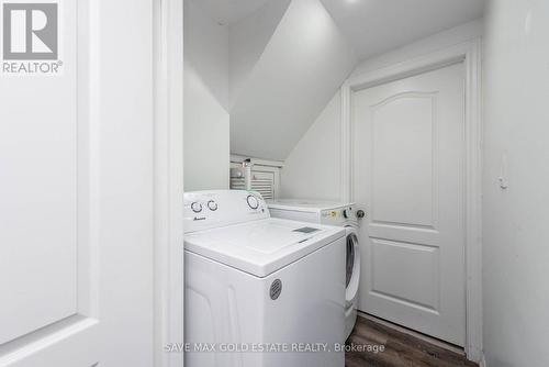 36 Lanyard Road, Toronto (Humbermede), ON - Indoor Photo Showing Laundry Room