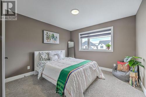 1472 Medway Park Drive, London, ON - Indoor Photo Showing Bedroom