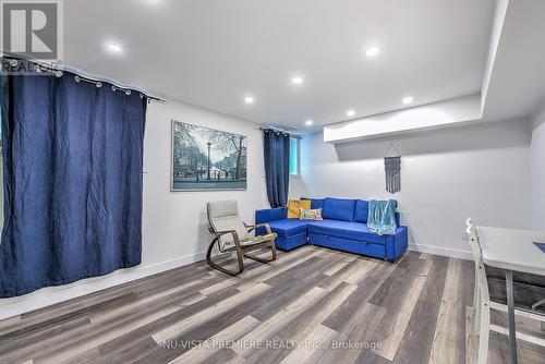 1472 Medway Park Drive, London, ON - Indoor Photo Showing Other Room