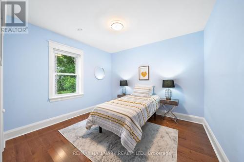 284 Manor Road E, Toronto, ON - Indoor Photo Showing Bedroom