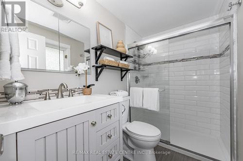 210 Glenforest Road, Cambridge, ON - Indoor Photo Showing Bathroom