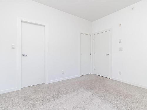 402-2871 Jacklin Rd, Langford, BC - Indoor Photo Showing Other Room